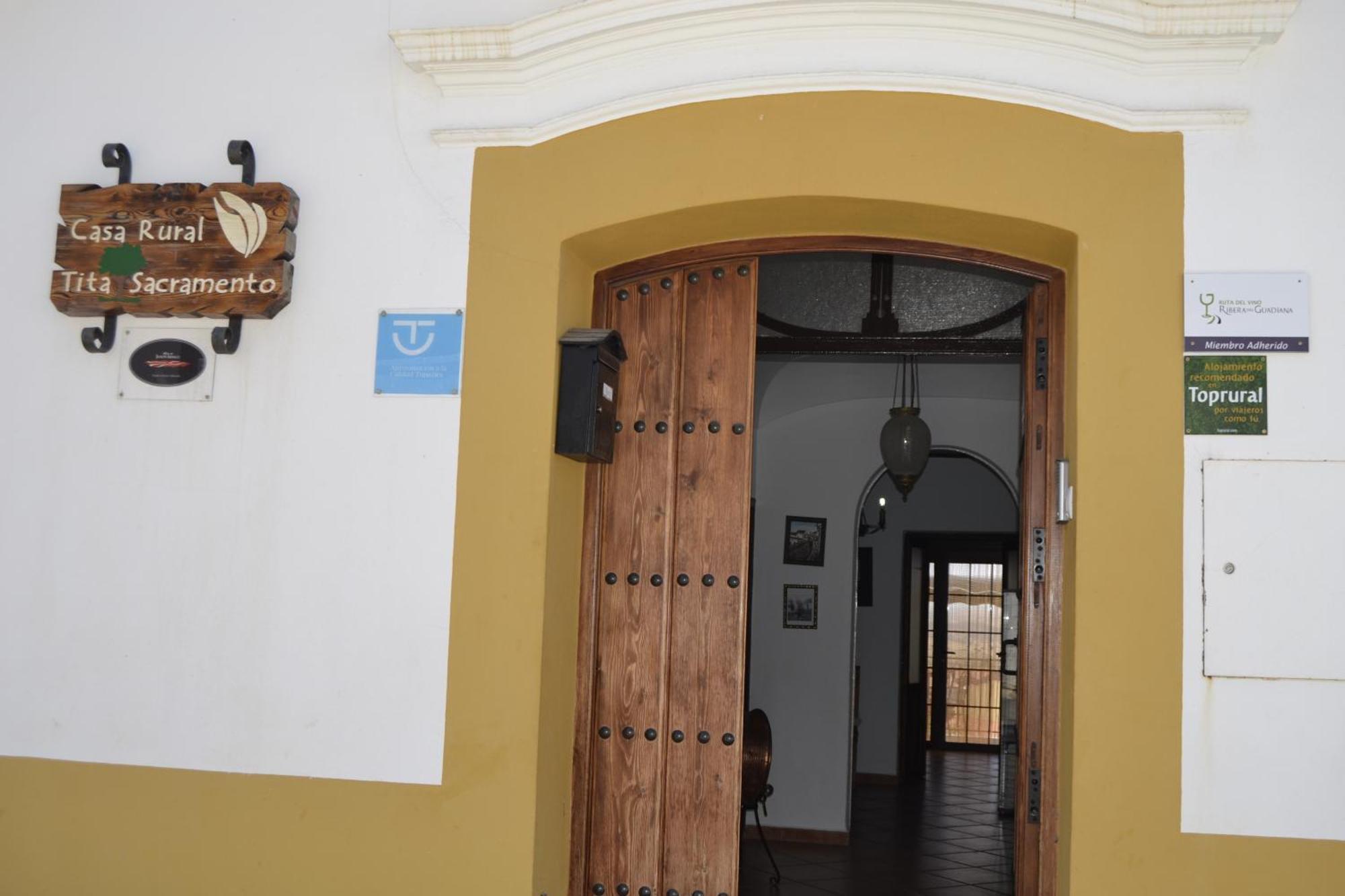 Casa Rural Tita Sacramento Hornachos 外观 照片
