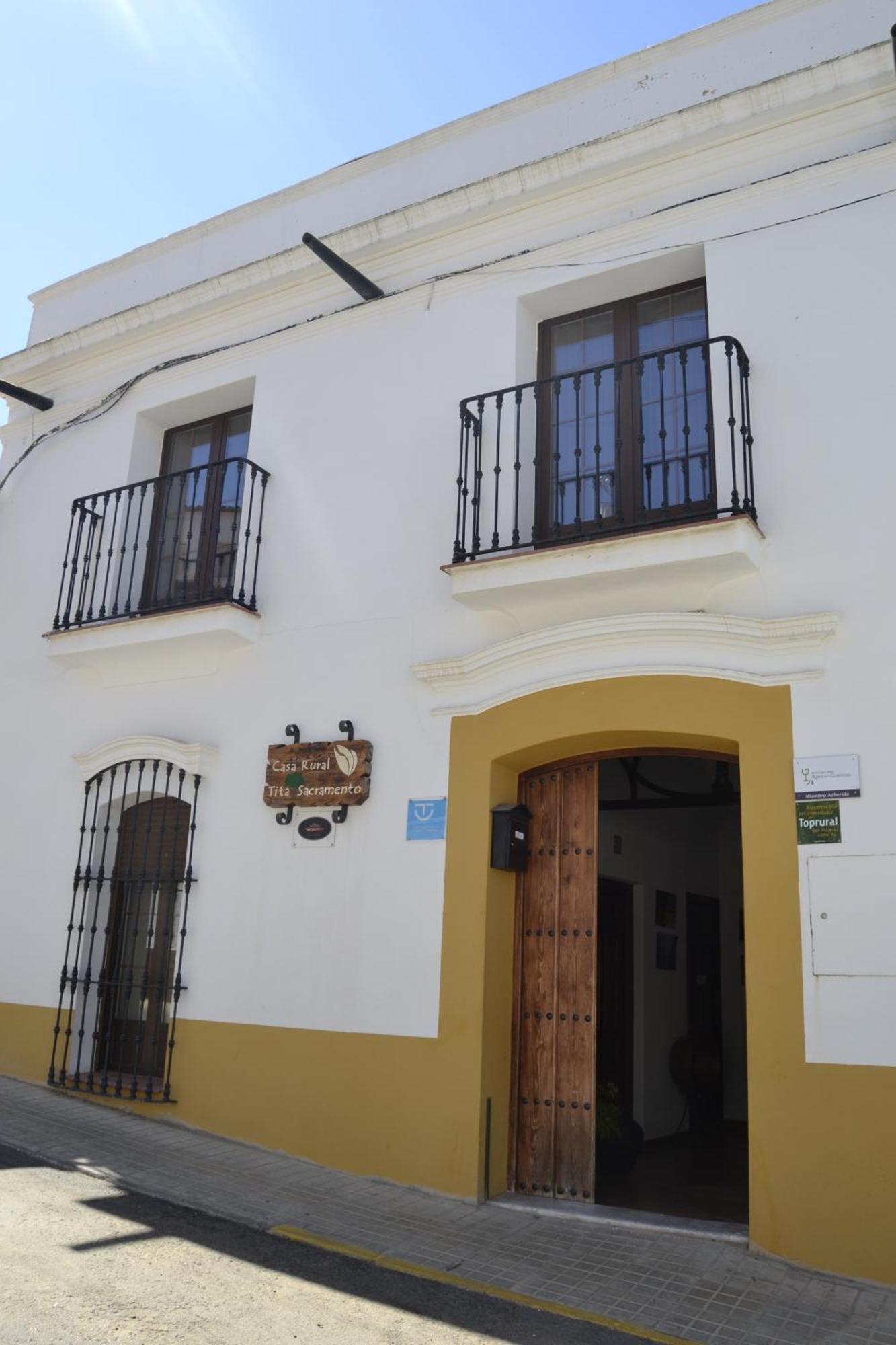Casa Rural Tita Sacramento Hornachos 外观 照片